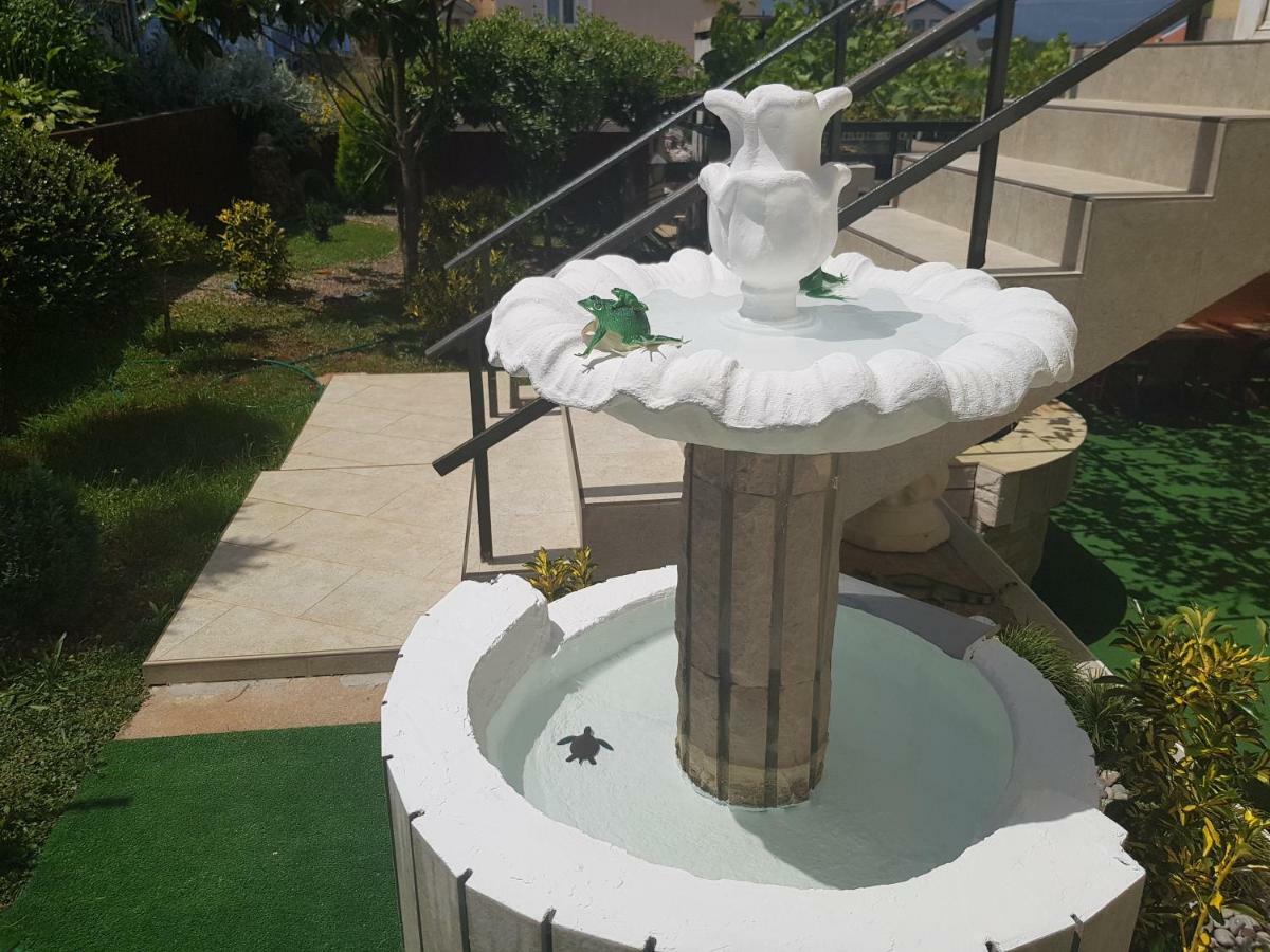 Apartments Sandra Tivat Exterior foto
